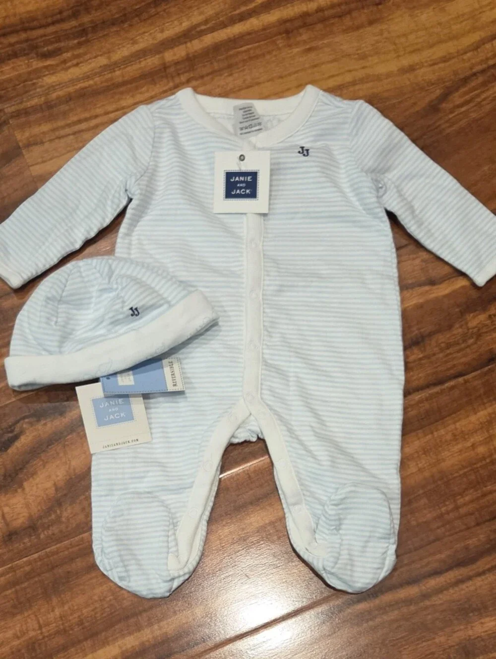 Janie and Jack NWT 0-3 Months Blue Stripe Footed One-Piece with Reversible Hat